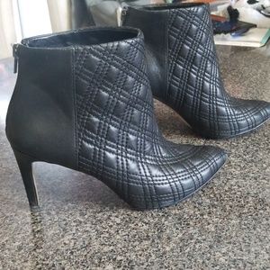 Banana Republic Black Leather Booties 7.5